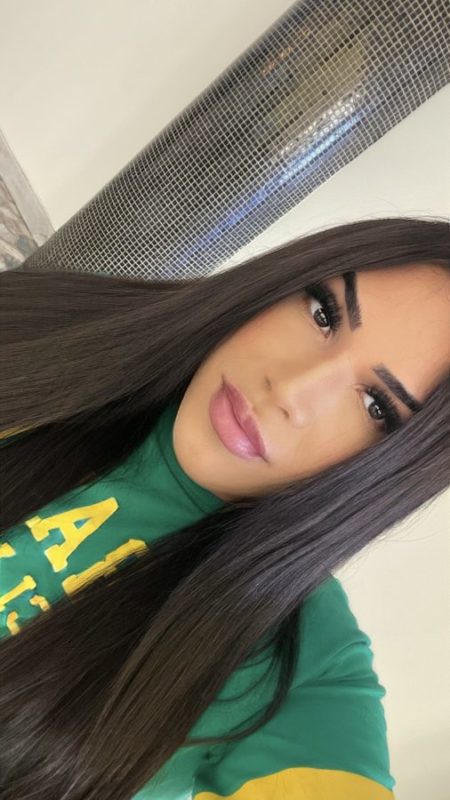 Emilly Farias 2