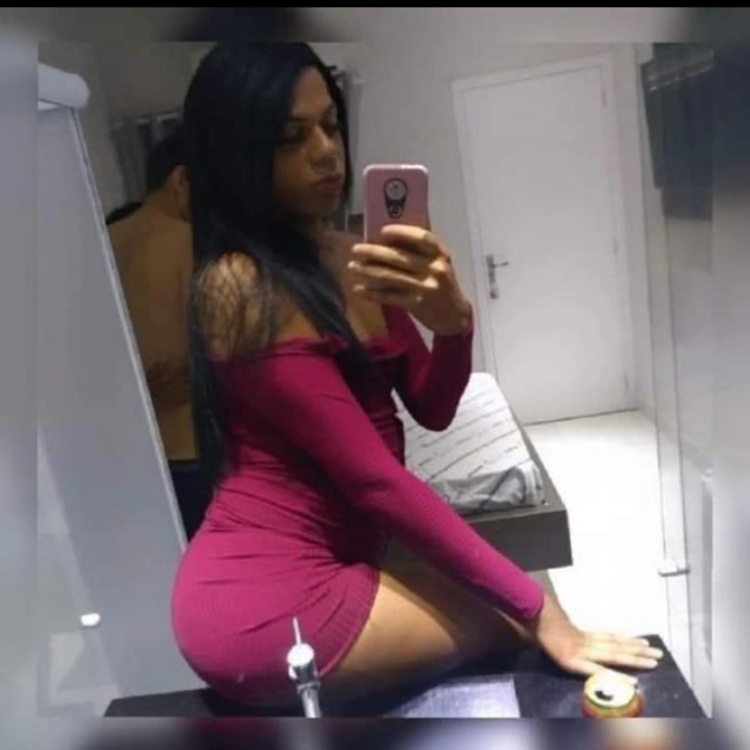Yasmin 10