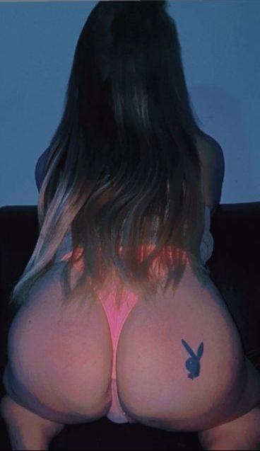 Letícia Loira 4