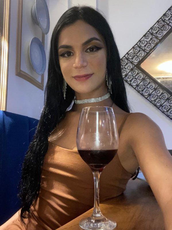 Bia Melo 10