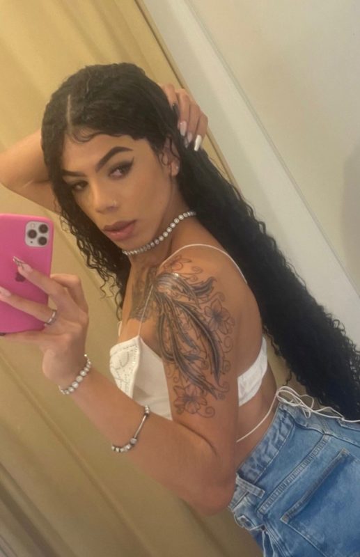 Laura Leal 5