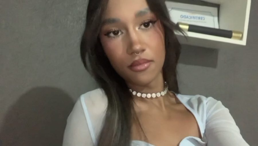 Mirella Santos 3