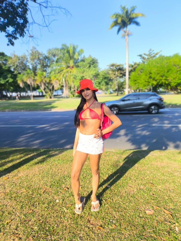 Bia Melo 11