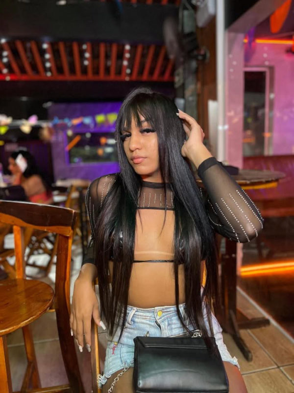 Rebecca Nifetinha 12