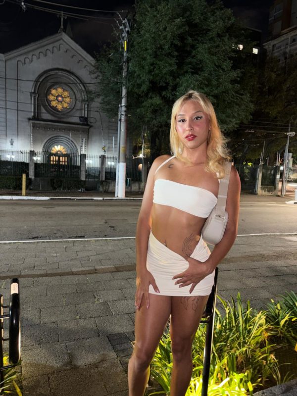 Anne Antonela 4