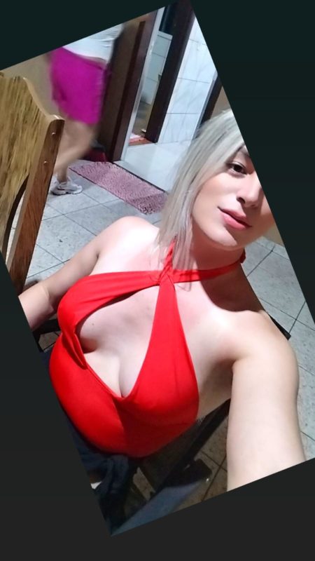 Nicolle Loira 31