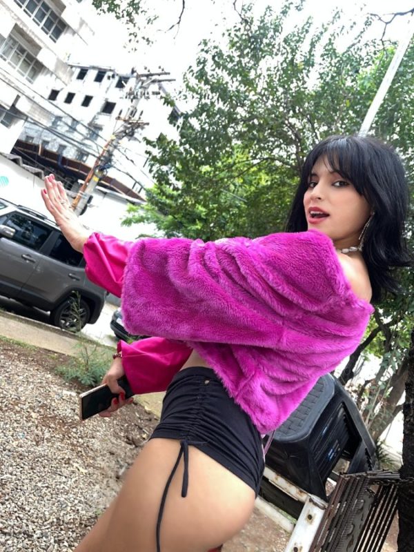 Laís Parker 13