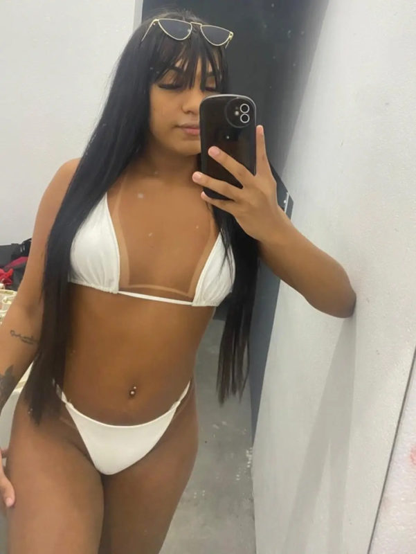 Rebecca Nifetinha 13