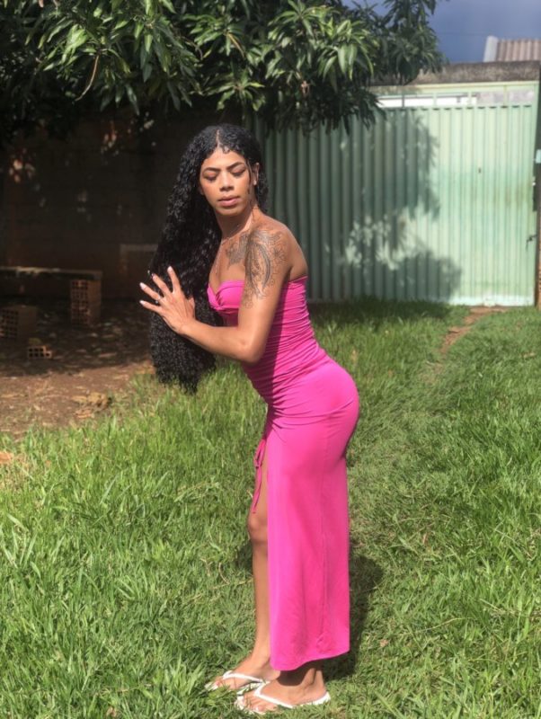 Laura Leal 21