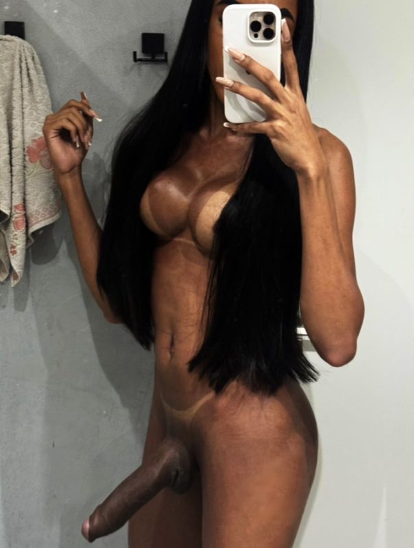 Samanttha Fontannaz 12