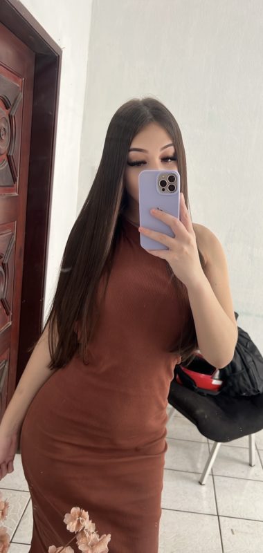 Letícia Dias 8