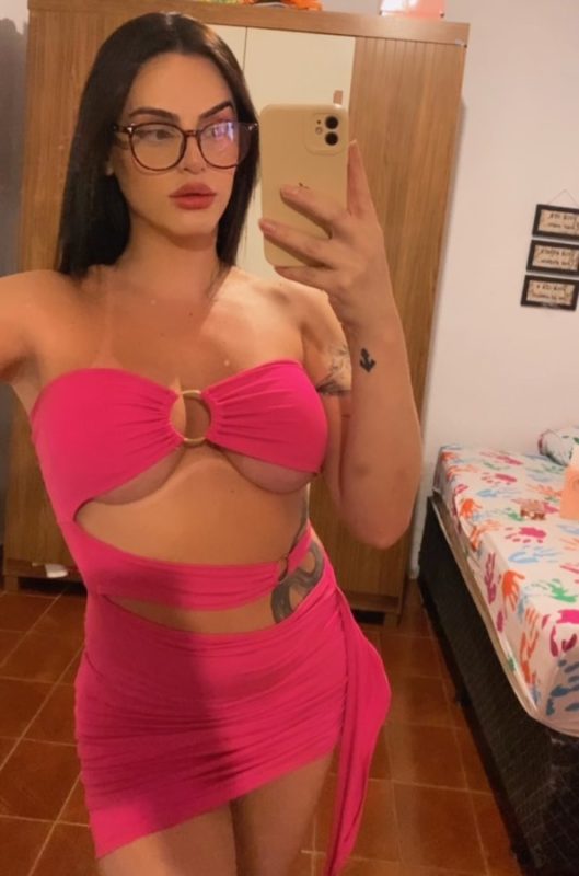Thalia Dias 15