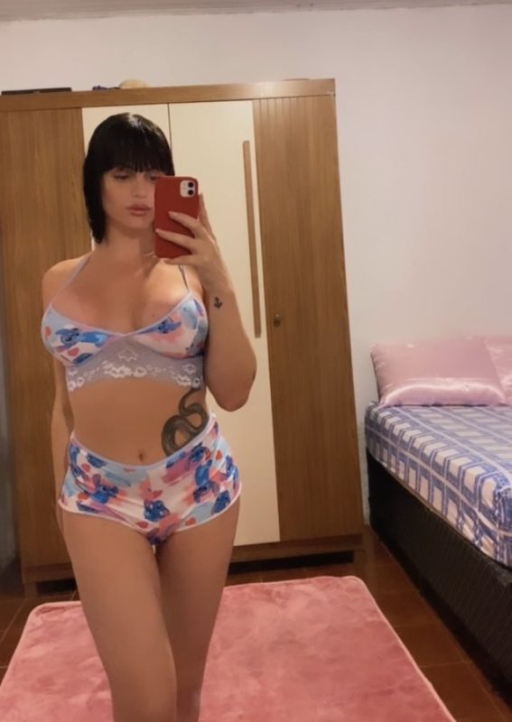 Thalia Dias 3