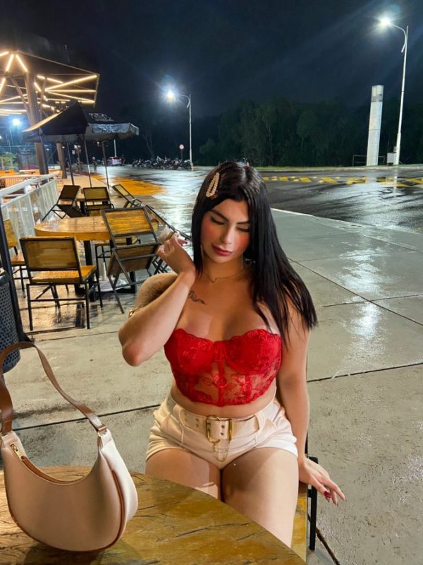 Laura Transex 30