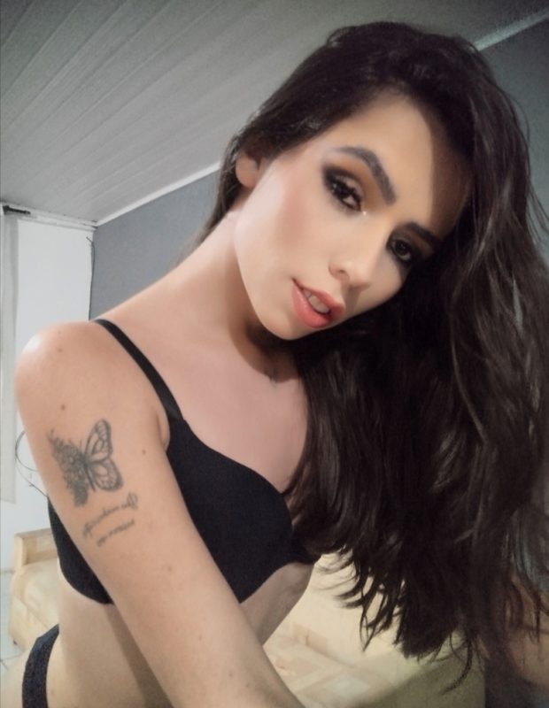 Kiara Hot 26