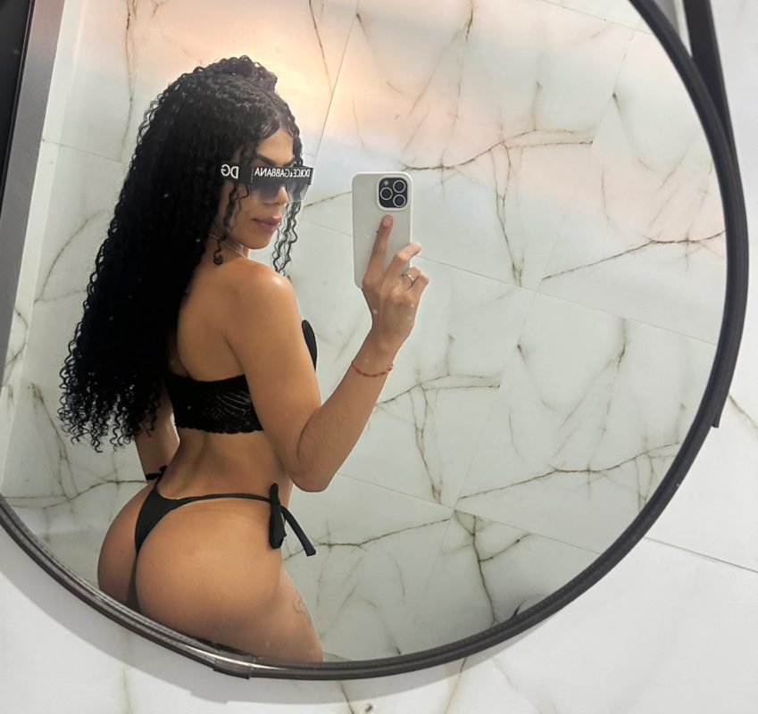 Laura Leal 3