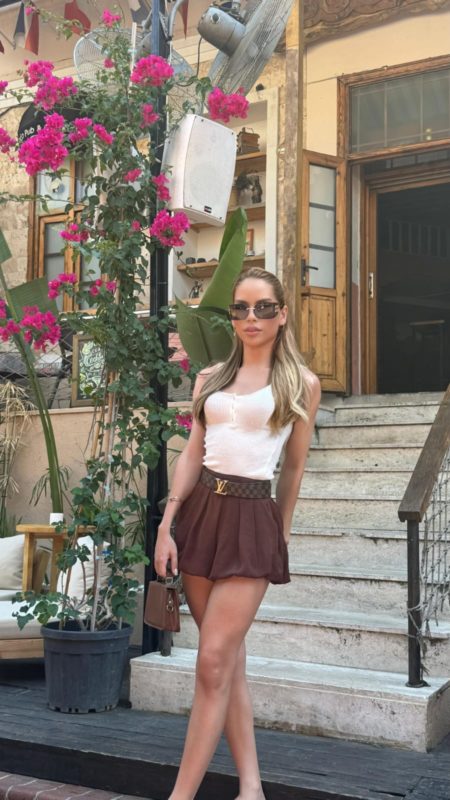 Júlia Versátil 15