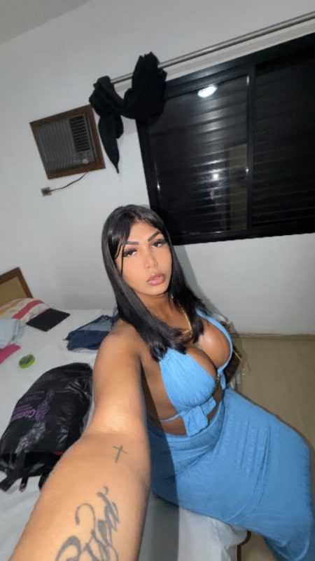 Larissa Sofia 47