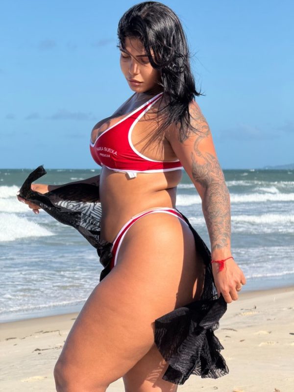Larissa Sofia 63