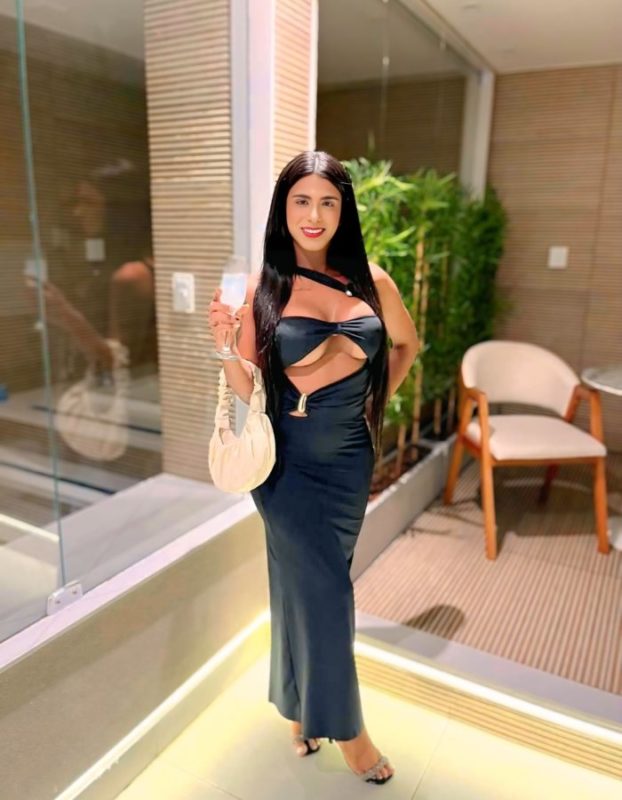 Ravylla Gomes 4