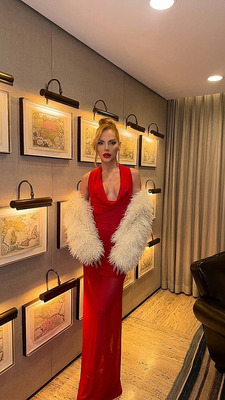 Júlia Versátil 11