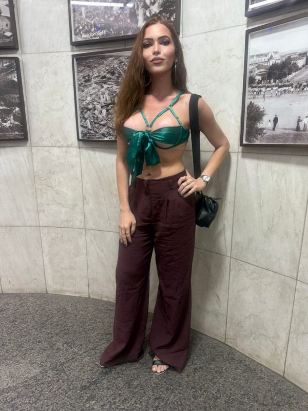 Sara Trans 13