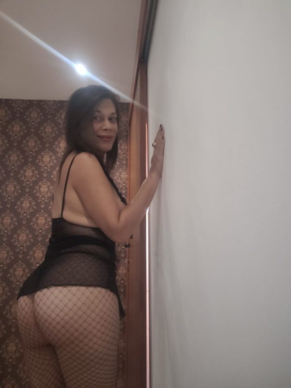 Lara Delícia 5