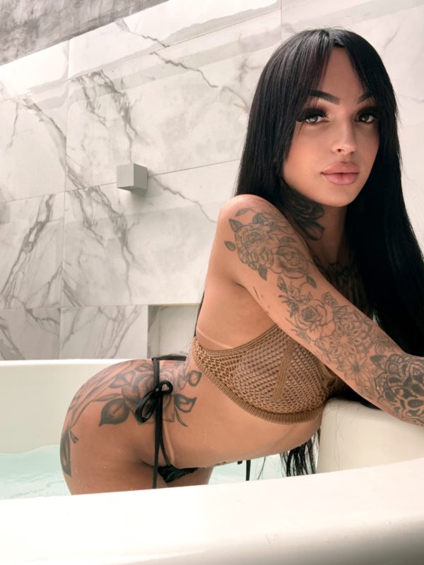 Bella 3