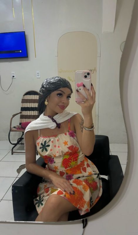 Agatha Ariella 16