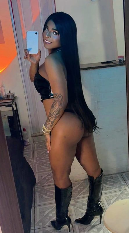 Kayla Oliveira 31