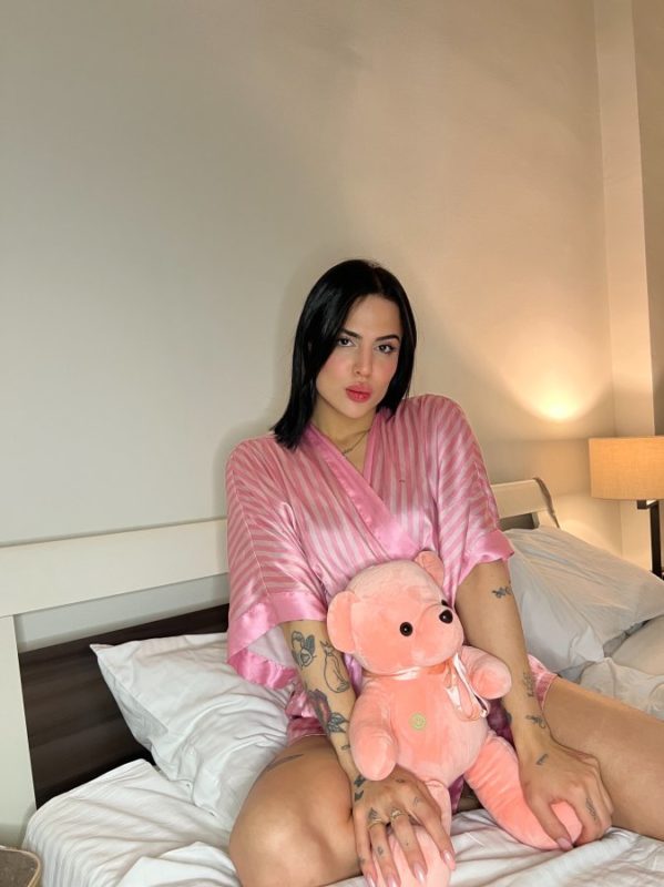 Kylie Lux 8