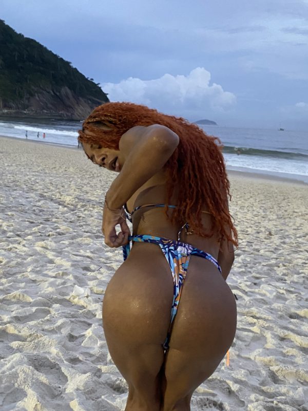 Ayla Pimenta 4