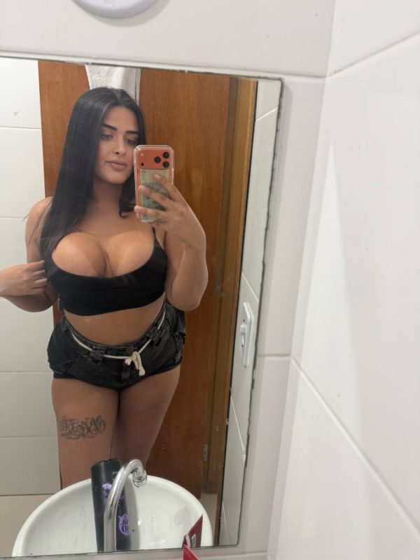 Bruna Lins