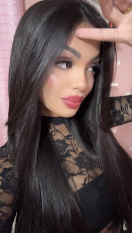 Agatha Ariella 19