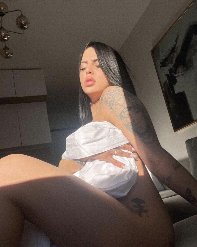 Kylie Lux 19