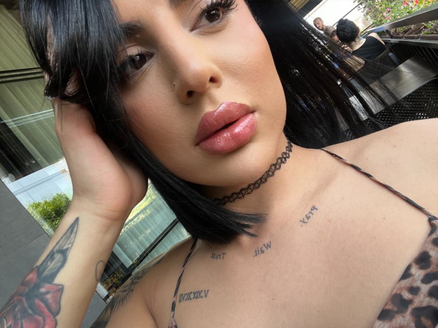 Kylie Lux 10