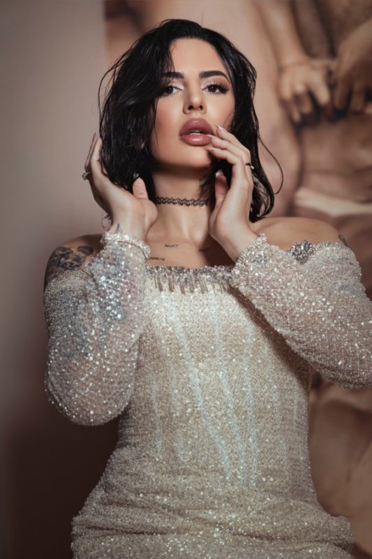 Kylie Lux 1