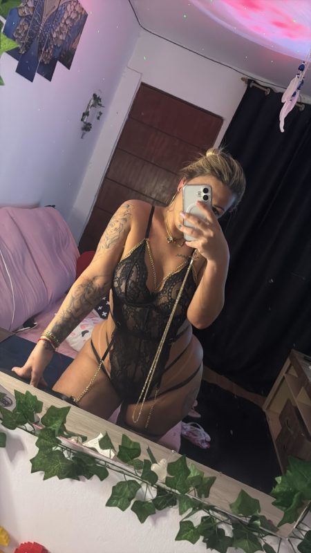 Amanda Latorre 35