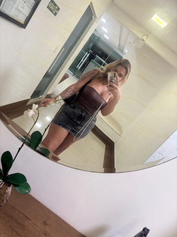 Amanda Latorre 52