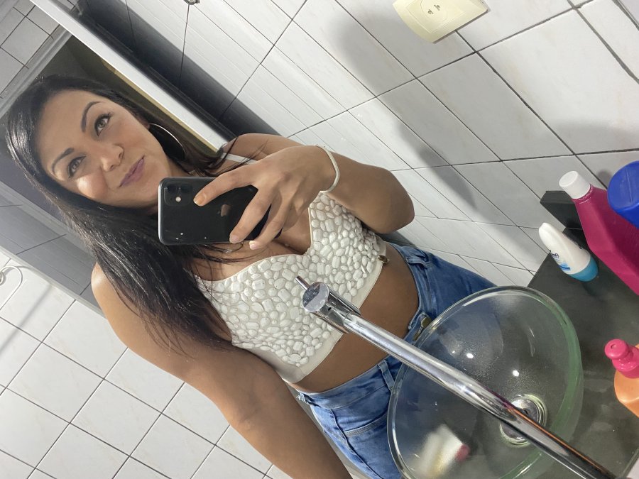 Amanda Latorre 7