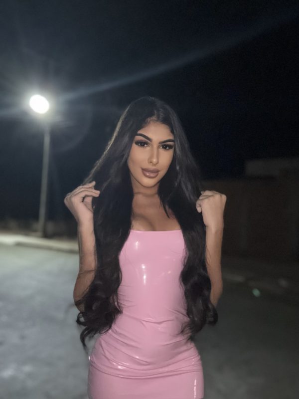 Gabrielly 24
