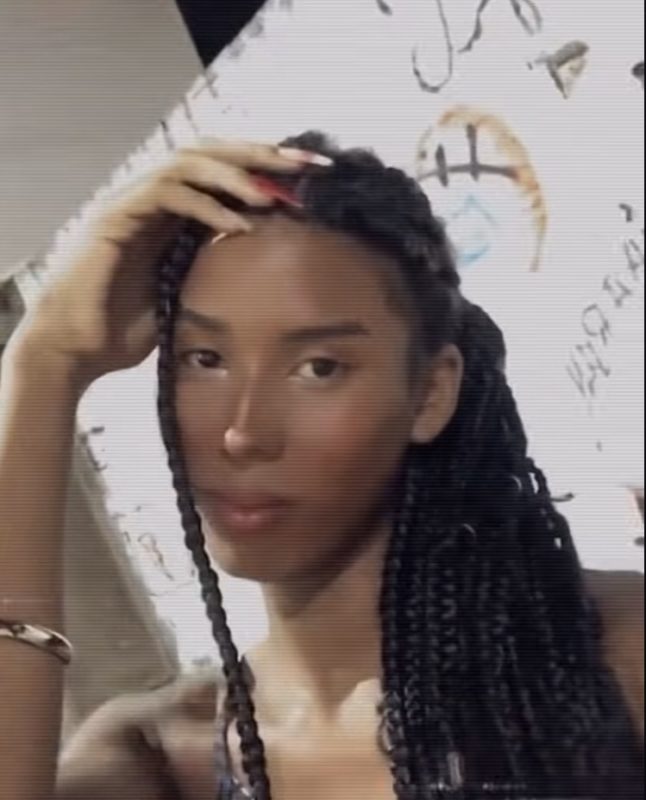Ayla Jolie 3
