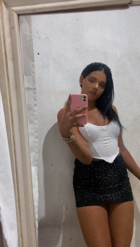 Manuela 23