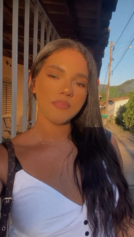 Manuela 21