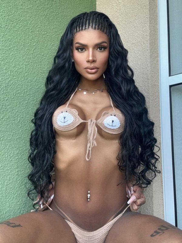 Monira Laveen 7