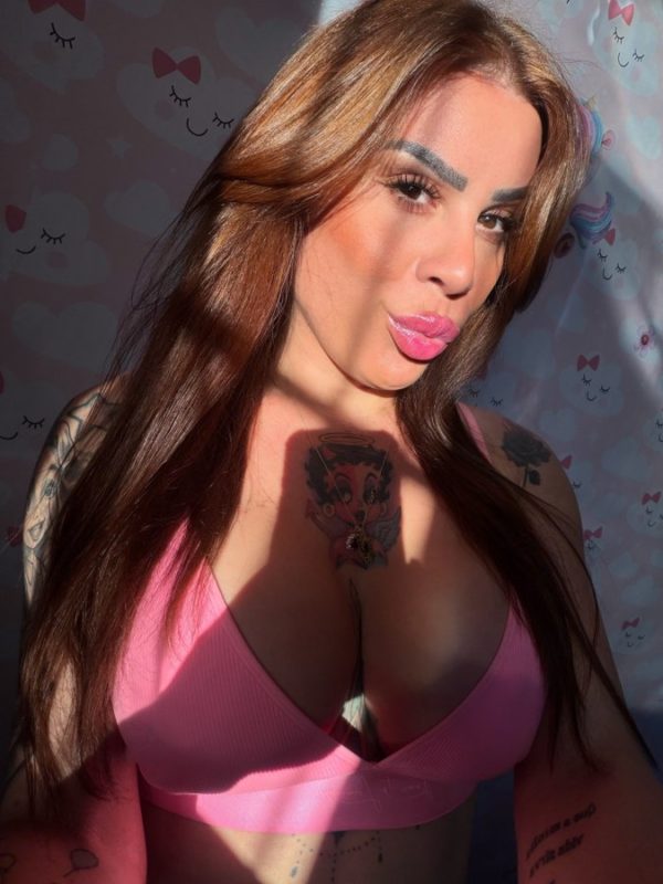 Laura Proíne 11
