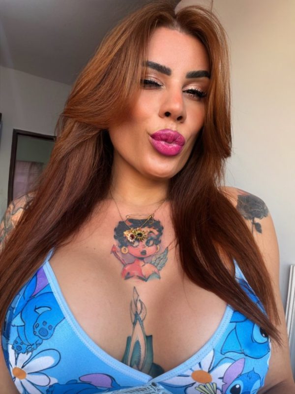 Laura Proíne 4