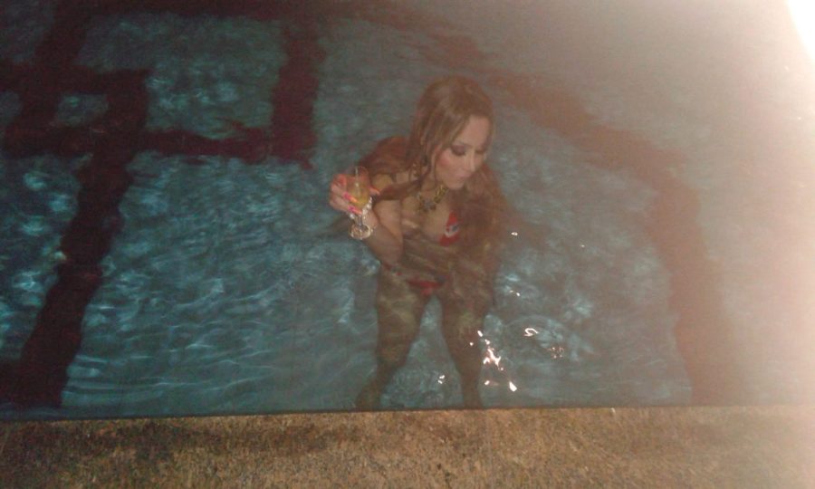 Giselly Kherllakian 9