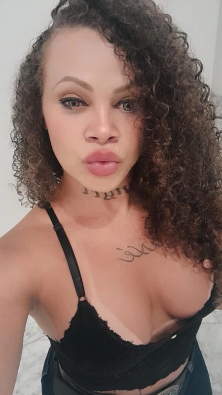 Camilla Carvalho 49