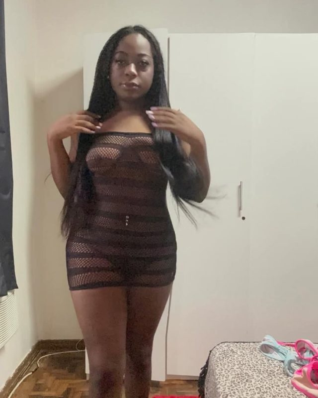 Morena Bombom 28